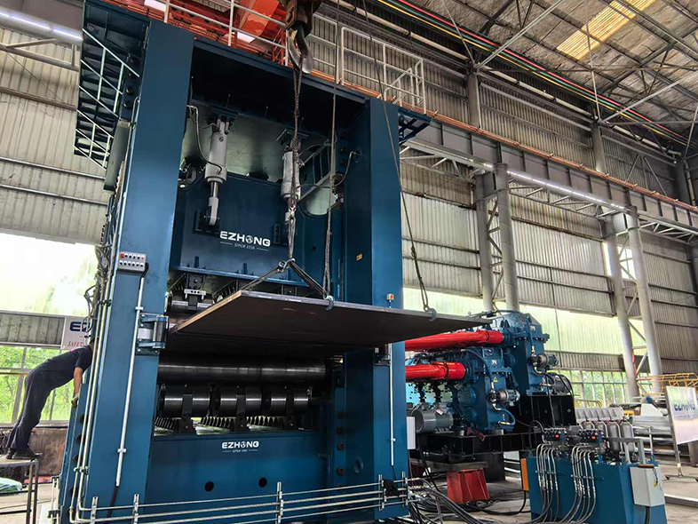 Caractéristiques clés d'une machine de nivellement de plaque moderne